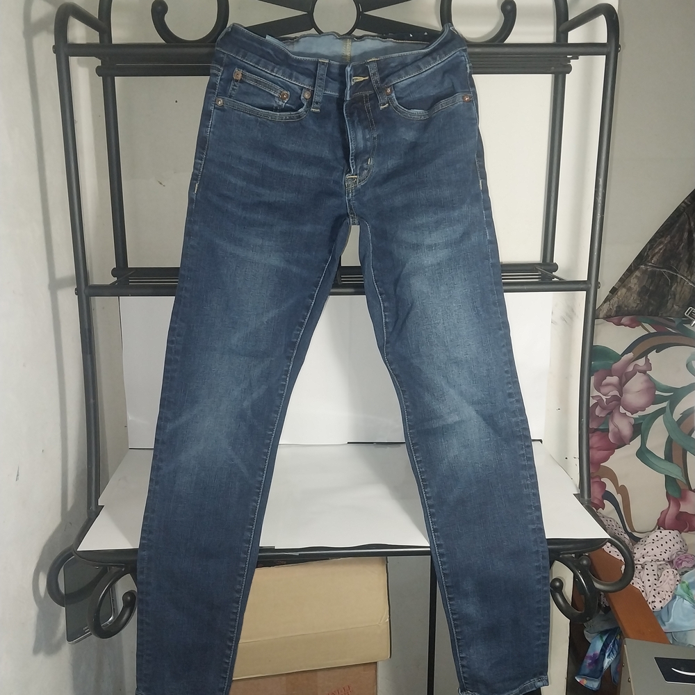 American Eagle Outfitters Dark Blue Jeans